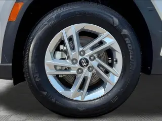 Hyundai TUCSON 2025 SE 4dr SUV