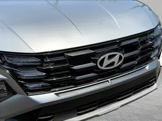 Hyundai TUCSON 2025 SE 4dr SUV