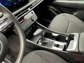Hyundai SANTA CRUZ 2025 AWD SE 4dr Crew Cab 4.3ft SB