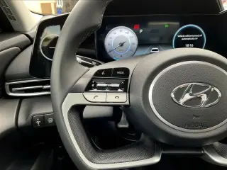 Hyundai ELANTRA Hybrid 2023 Limited 4dr Sedan