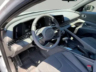 Hyundai ELANTRA 2026 SEL Sport 4dr Sedan