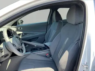 Hyundai ELANTRA 2026 SEL Sport 4dr Sedan