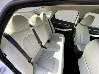 Hyundai SONATA 2025 SE 4dr Sedan