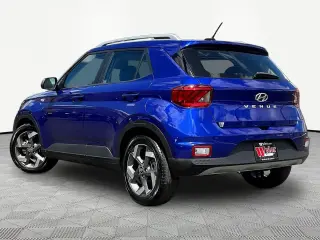 Hyundai VENUE 2025 SEL 4dr Crossover