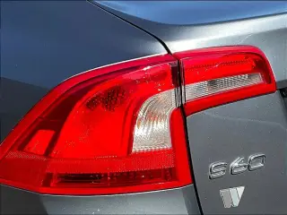 Volvo S60 Cross Country 2016 AWD T5 Platinum 4dr Sedan