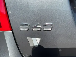 Volvo S60 Cross Country 2016 AWD T5 Platinum 4dr Sedan