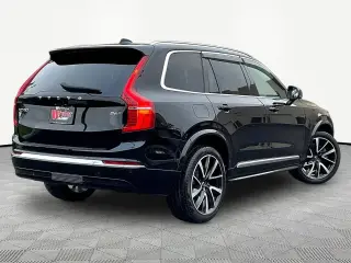 Volvo XC90 2023 AWD B6 Plus Bright Theme 7-Passenger 4dr SUV