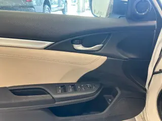 Honda Civic 2016 EX 4dr Sedan w/Honda Sensing