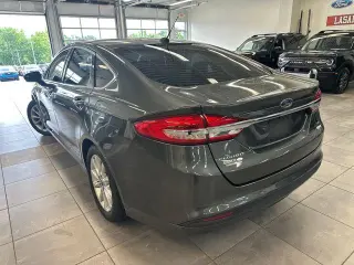 Ford Fusion 2017 SE 4dr Sedan