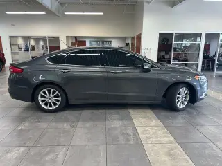 Ford Fusion 2017 SE 4dr Sedan