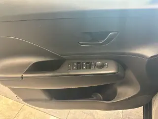 Hyundai KONA 2025 AWD SEL 4dr Crossover