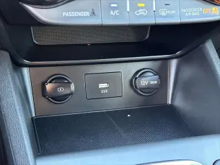 Hyundai KONA 2023 AWD SEL 4dr Crossover