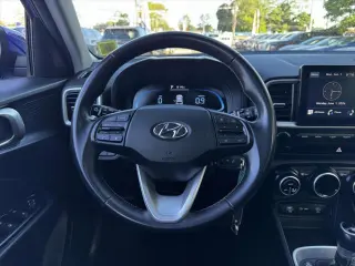 Hyundai VENUE 2023 SEL 4dr Crossover
