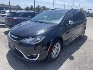 Chrysler Pacifica 2018 Limited 4dr Mini-Van