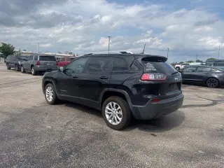 Jeep Cherokee 2021 Latitude 4dr SUV