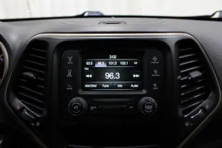 Jeep Cherokee 2018 Latitude 4dr SUV