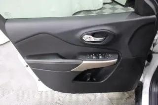 Jeep Cherokee 2018 Latitude 4dr SUV