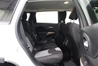 Jeep Cherokee 2018 Latitude 4dr SUV