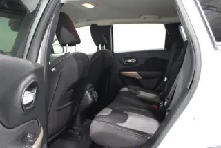 Jeep Cherokee 2018 Latitude 4dr SUV