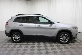 Jeep Cherokee 2022 4x4 Latitude Lux 4dr SUV