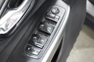 Jeep Cherokee 2022 4x4 Latitude Lux 4dr SUV