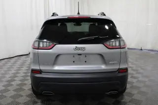 Jeep Cherokee 2022 4x4 Latitude Lux 4dr SUV