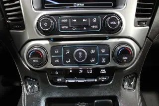 Chevrolet Suburban 2018 4x4 LT 4dr SUV