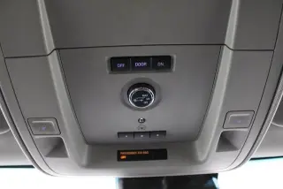 Chevrolet Suburban 2018 4x4 LT 4dr SUV