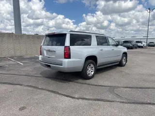 Chevrolet Suburban 2018 4x4 LT 4dr SUV