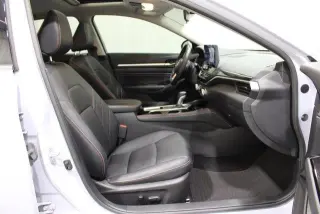 Nissan Altima 2023 2.5 SR 4dr Sedan