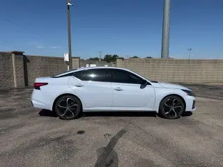 Nissan Altima 2023 2.5 SR 4dr Sedan