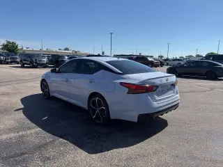 Nissan Altima 2023 2.5 SR 4dr Sedan