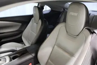 Chevrolet Camaro 2010 SS 2dr Coupe w/2SS