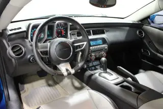 Chevrolet Camaro 2010 SS 2dr Coupe w/2SS
