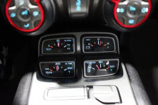 Chevrolet Camaro 2010 SS 2dr Coupe w/2SS