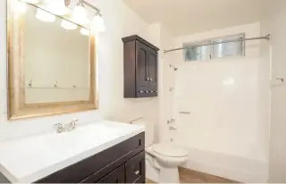 3 Bed House in W Olympic Blvd