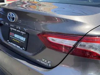 2018 Toyota Camry Hybrid XLE