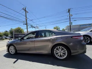 2018 Toyota Camry Hybrid XLE