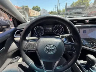 2018 Toyota Camry Hybrid XLE