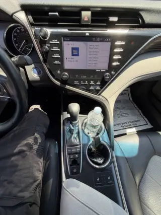 2018 Toyota Camry Hybrid XLE