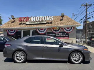 2018 Toyota Camry Hybrid XLE