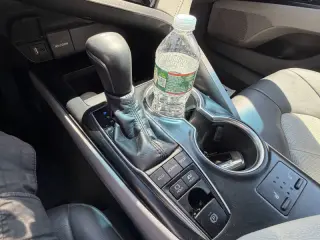 2018 Toyota Camry Hybrid XLE