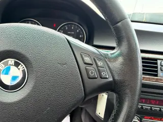 2009 BMW 3 Series 4dr Sdn 328i RWD SULEV