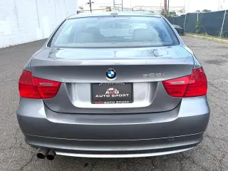 2009 BMW 3 Series 4dr Sdn 328i RWD SULEV