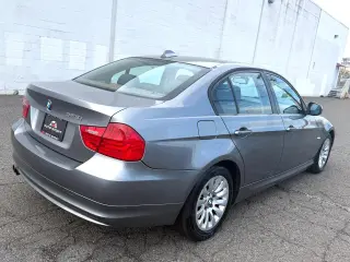 2009 BMW 3 Series 4dr Sdn 328i RWD SULEV