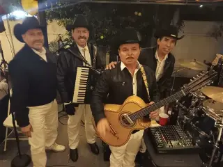 GRUPO NORTEÑO LOS INDIFERENTES