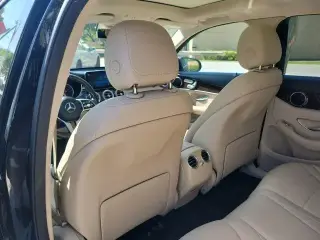 Mercedes-Benz GLC 2020 GLC 300 4dr SUV