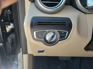 Mercedes-Benz GLC 2020 GLC 300 4dr SUV