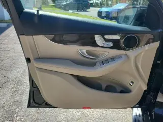Mercedes-Benz GLC 2020 GLC 300 4dr SUV