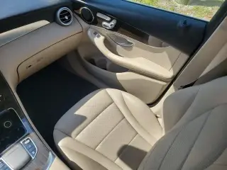 Mercedes-Benz GLC 2020 GLC 300 4dr SUV
